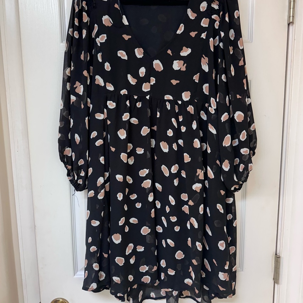 Umgee Black and Cream Long Sleeve Dress